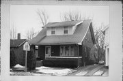 420 E CENTERWAY 420 E CENTERWAY, a Bungalow house, built in Janesville, Wisconsin in 1920.