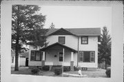 510 E CENTERWAY 510 E CENTERWAY, a Side Gabled house, built in Janesville, Wisconsin in 1920.