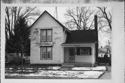 514 CHESTNUT ST, a Gabled Ell house, built in Janesville, Wisconsin in 1903.