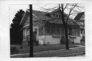 200 S HARRISON ST 200 S HARRISON ST, a Bungalow house, built in Stoughton, Wisconsin in 1916.