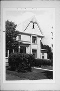 420 N JACKSON ST, a Queen Anne house, built in Janesville, Wisconsin in 1885.
