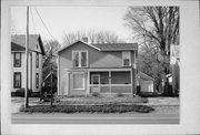 513 MILTON AVE, a Gabled Ell house, built in Janesville, Wisconsin in 1885.