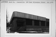 320 E MILWAUKEE ST, a Art/Streamline Moderne retail building, built in Janesville, Wisconsin in 1952.