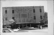 1 S PARKER DR, a Contemporary large office building, built in Janesville, Wisconsin in 1968.