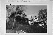 321 S PARKER DR 321 S PARKER DR, a Queen Anne house, built in Janesville, Wisconsin in 1902.