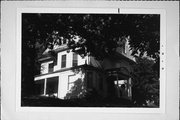 533-35 S PARKER DR, a Queen Anne house, built in Janesville, Wisconsin in 1893.