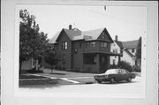 466 - 468 N TERRACE ST, a Queen Anne house, built in Janesville, Wisconsin in 1890.