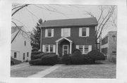 1825 REGENT ST, a Colonial Revival/Georgian Revival house, built in Madison, Wisconsin in 1925.