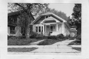 2918 OAKRIDGE AVE 2918 OAKRIDGE AVE, a Bungalow house, built in Madison, Wisconsin in 1926.