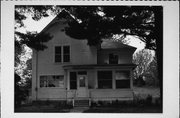 307 W MAIN ST, a Queen Anne house, built in Merrimac, Wisconsin in 1910.