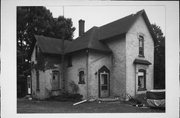 246 PALISADE ST 246 PALISADE ST, a Queen Anne house, built in Merrimac, Wisconsin in 1900.