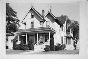 300 LAUREL ST, a Queen Anne house, built in Reedsburg, Wisconsin in 1900.
