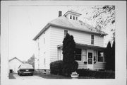 537 LAVALLE ST, a American Foursquare house, built in Reedsburg, Wisconsin in 1909.