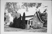 642 LAVALLE ST, a Gabled Ell house, built in Reedsburg, Wisconsin in 1890.