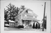 416 N LOCUST ST, a American Foursquare house, built in Reedsburg, Wisconsin in 1910.