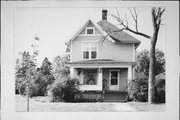 424 S PARK ST 424 S PARK ST, a Queen Anne house, built in Reedsburg, Wisconsin in 1901.