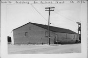 310 RAILROAD ST , a Astylistic Utilitarian Building warehouse, built in Reedsburg, Wisconsin in 1902.