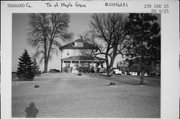 STATE HIGHWAY 29, a American Foursquare house, built in Maple Grove, Wisconsin in .