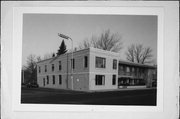 103 N KNOWLES AVE, a Twentieth Century Commercial small office building, built in New Richmond, Wisconsin in 1901.