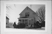 325 N KNOWLES AVE, a Front Gabled house, built in New Richmond, Wisconsin in 1910.