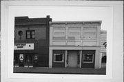 120 S KNOWLES AVE, a Commercial Vernacular retail building, built in New Richmond, Wisconsin in 1900.
