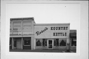 126 S KNOWLES AVE 126 S KNOWLES AVE, a Other Vernacular small retail building, built in New Richmond, Wisconsin in .