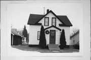 222 S WASHINGTON AVE 222 S WASHINGTON AVE, a Side Gabled house, built in New Richmond, Wisconsin in 1920.
