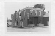 200 W MAIN ST, SW CNR OF W MAIN AND FISH STS, a Commercial Vernacular retail building, built in Waunakee, Wisconsin in .