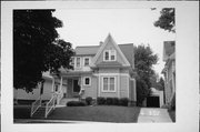 1934 N 9TH, a Cross Gabled house, built in Sheboygan, Wisconsin in .