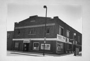 1133 INDIANA AVE, a Twentieth Century Commercial retail building, built in Sheboygan, Wisconsin in 1921.