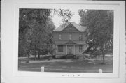 SH 54, SOUTH SIDE, 2.8 MI. WEST OF COUNTY HIGHWAY DD, a Other Vernacular house, built in Gale, Wisconsin in 1907.