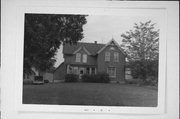 NORWAY VALLEY RD, NORTH SIDE, .1 MI. WEST OF THOMPSON VALLEY RD, a Gabled Ell house, built in Arcadia, Wisconsin in .
