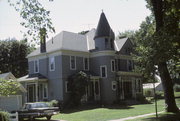 305 E TERHUNE ST, a Queen Anne house, built in Viroqua, Wisconsin in 1886.
