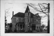 305 E TERHUNE ST, a Queen Anne house, built in Viroqua, Wisconsin in 1886.
