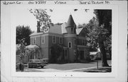 305 E TERHUNE ST, a Queen Anne house, built in Viroqua, Wisconsin in 1886.