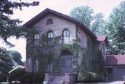 6 S CHURCH ST, a Italianate house, built in Elkhorn, Wisconsin in 1870.