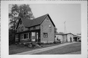 W7710 ISLAND RD, a Gabled Ell house, built in Richmond, Wisconsin in 1900.