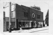2609-2611 UNIVERSITY AVE, a Twentieth Century Commercial retail building, built in Madison, Wisconsin in 1937.