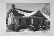 1020 MADISON ST, a Bungalow house, built in Lake Geneva, Wisconsin in .