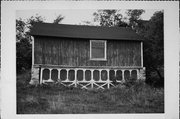 PRIVATE RD, W SIDE, N OF MONCHES RD, .3 M W OF ST AUGUSTINE RD, a Astylistic Utilitarian Building Agricultural - outbuilding, built in Erin, Wisconsin in .