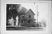 1551-1551A FOND DU LAC AVE, a Queen Anne house, built in Kewaskum, Wisconsin in 1900.