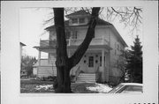 540 S 6TH AVE, a American Foursquare house, built in West Bend, Wisconsin in .