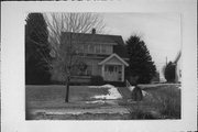 512 S 8TH AVE 512 S 8TH AVE, a Bungalow house, built in West Bend, Wisconsin in .