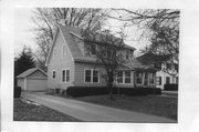 7412 Elmwood Ave, a Colonial Revival/Georgian Revival house, built in Middleton, Wisconsin in 1921.