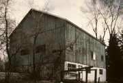 Camp, Thomas, Farmhouse, a Building.