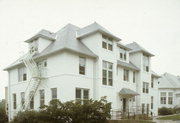 BOY'S SCHOOL RD, a Craftsman small office building, built in Delafield, Wisconsin in 1910.