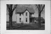 S61 W25120 TOWNLINE RD, a Side Gabled house, built in Vernon, Wisconsin in .