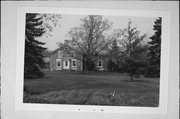 S 86 W 24360 EDGEWOOD AV, a Gabled Ell house, built in Vernon, Wisconsin in 1862.