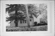 W239 N5392 MAPLE AVE, SOUTHEAST CORNER OF NORTHVIEW DR W239 N5392 MAPLE AVE, SOUTHEAST CORNER OF NORTHVIEW DR, a Gabled Ell house, built in Lisbon, Wisconsin in 1898.