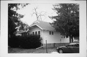 433 GENESEE ST, a Bungalow house, built in Delafield, Wisconsin in .